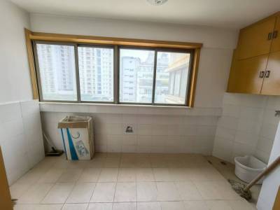 3室2廳 地礦局經(jīng)濟(jì)適用房