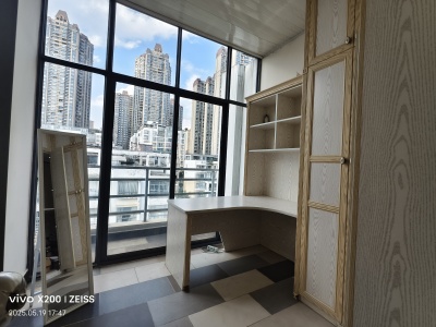 5室2廳2陽(yáng)臺(tái) 水逸康橋