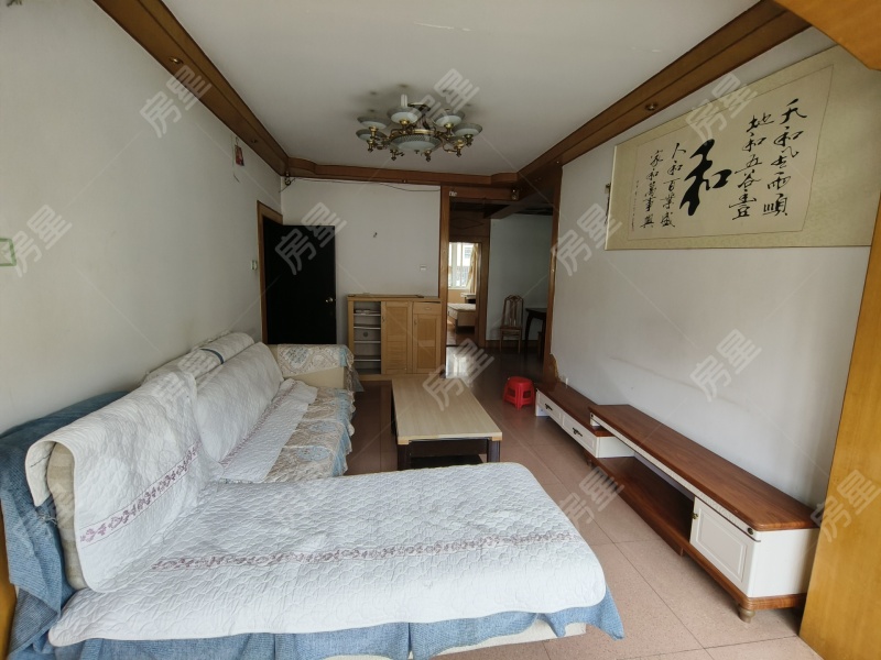 2室2廳1陽臺 萬裕花園客廳