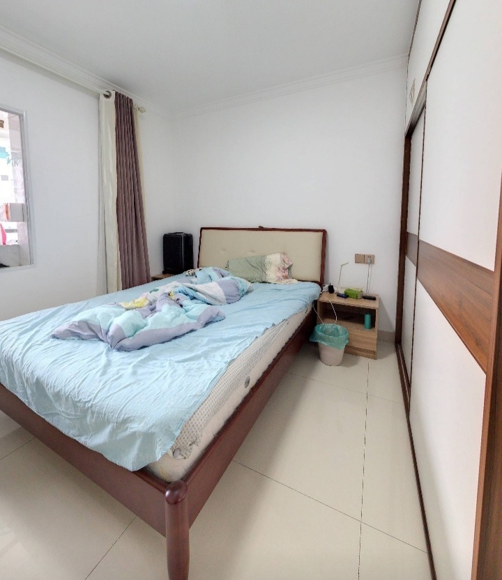 1室2廳2陽臺(tái) 理想紅樹灣公寓臥室