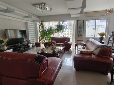 4室2廳4陽(yáng)臺(tái) 新知花園