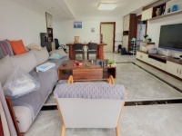 1室2廳2陽臺(tái) 理想紅樹灣公寓客廳