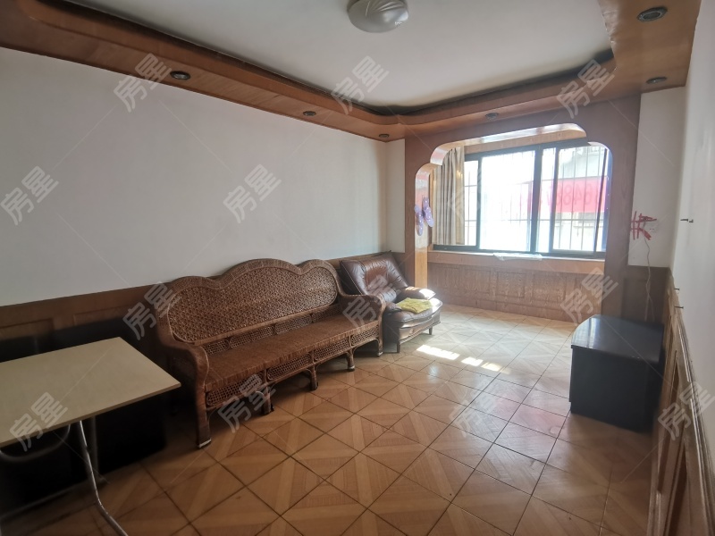 2室2廳1陽臺 萬壽巷4號客廳