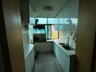 2室2廳1陽(yáng)臺(tái) 梁源小區(qū)