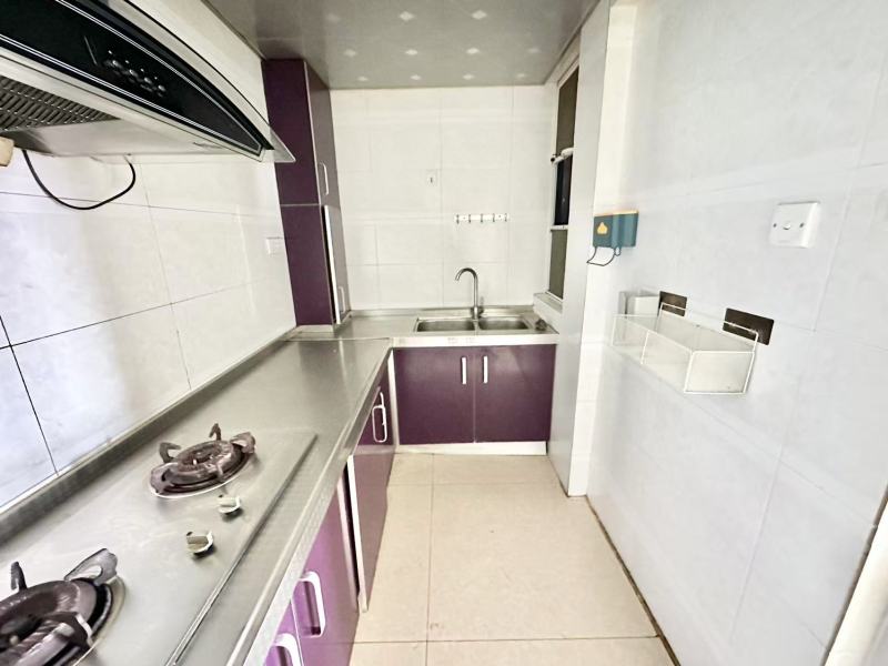 3室2廳2陽(yáng)臺(tái) 萬(wàn)科金域國(guó)際廚房