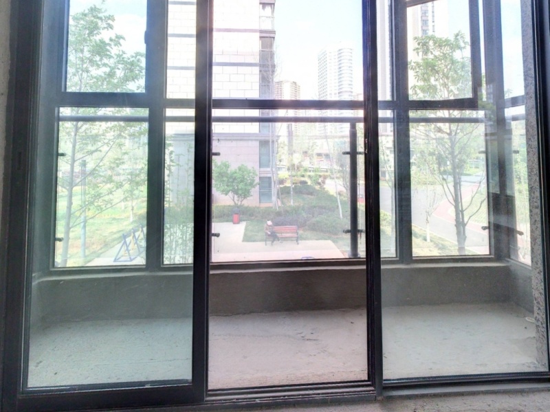 中建龙熙壹号三期阳台