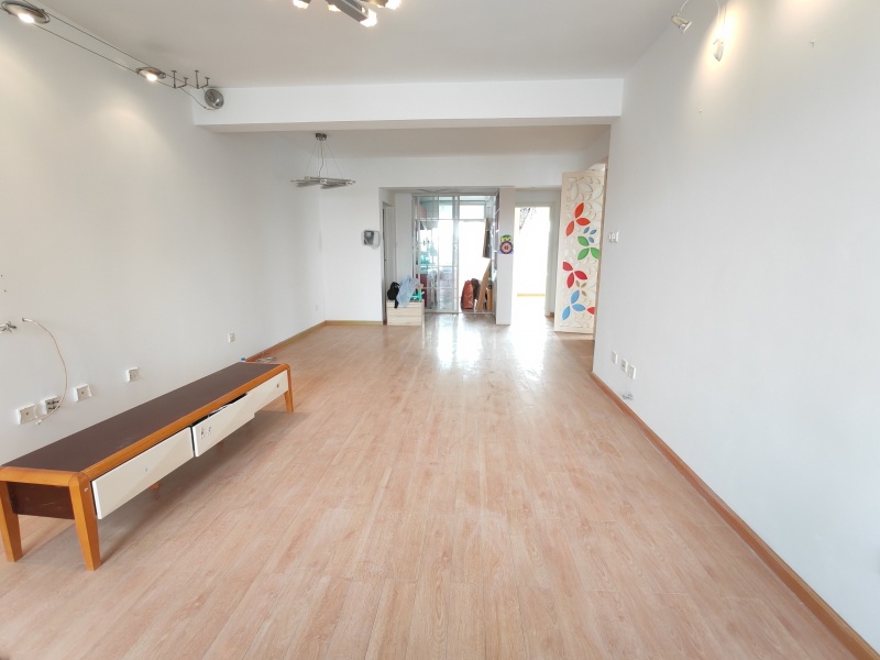 3室2廳 博客寓客廳