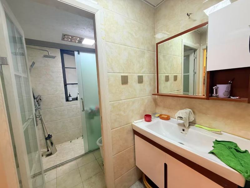 3室2廳1陽臺 金科陽光里衛(wèi)生間