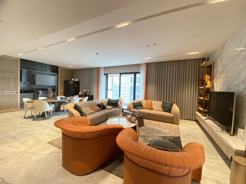 5室2廳2陽臺 俊發(fā)逸天峰客廳