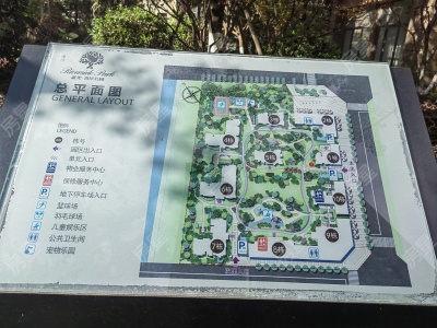 4室2廳3陽臺(tái) 藍(lán)光水岸公園小區(qū)平面圖