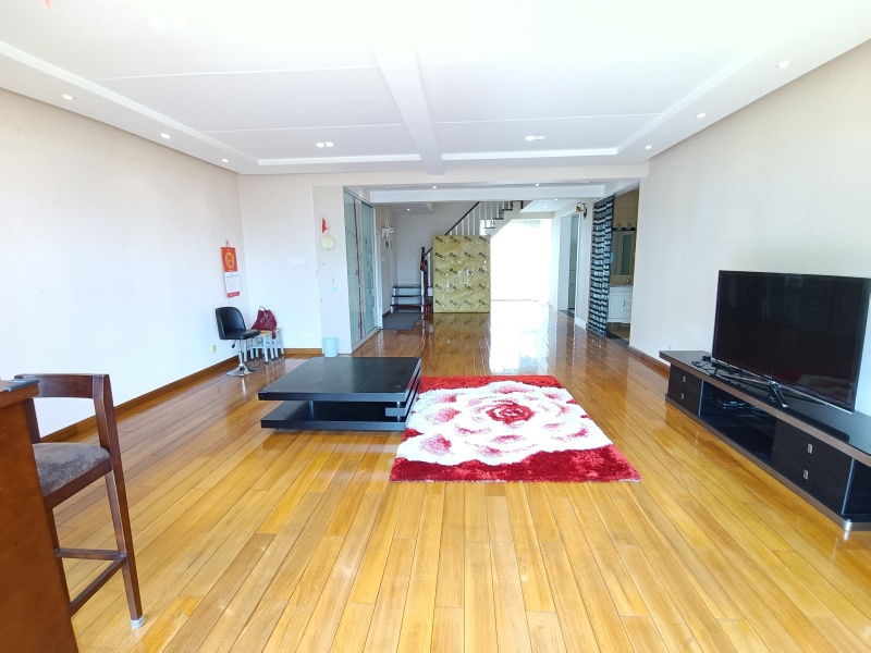 5室2廳3陽臺 廣福小區(qū)二期客廳