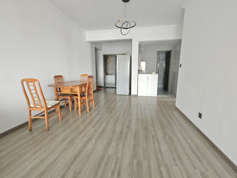 3室2廳1陽臺 海畔灣晴海苑餐廳