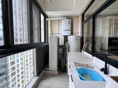 5室2廳2陽臺 俊發(fā)逸天峰陽臺