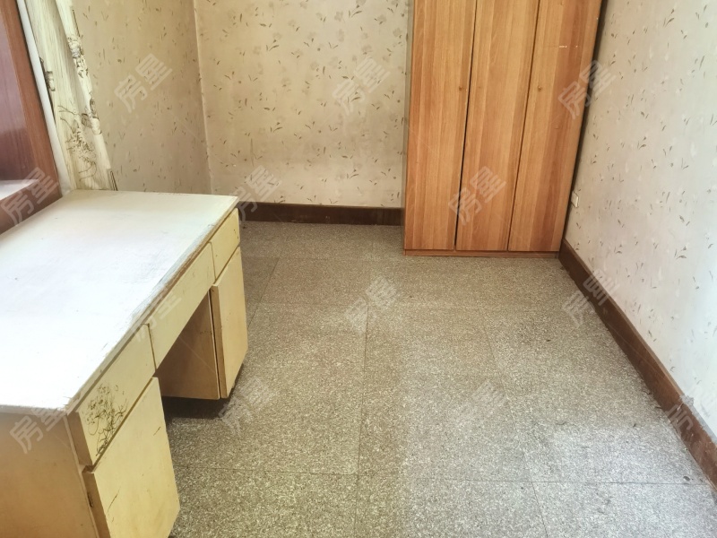 3室2廳1陽(yáng)臺(tái) 學(xué)云路3號(hào)臥室