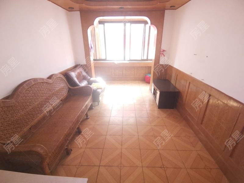 2室2廳1陽臺 萬壽巷4號客廳