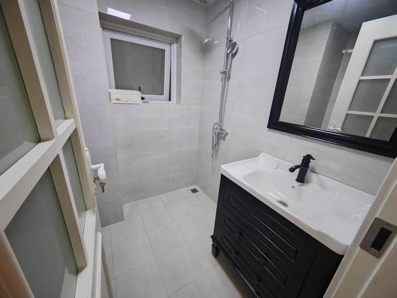 4室2廳4陽臺 藍(lán)光水岸公園衛(wèi)生間