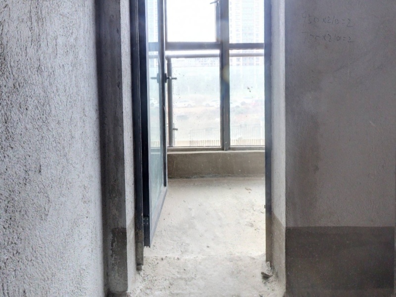 中建龙熙壹号三期阳台