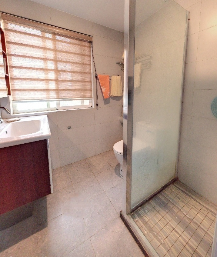 1室2廳2陽臺(tái) 理想紅樹灣公寓衛(wèi)生間