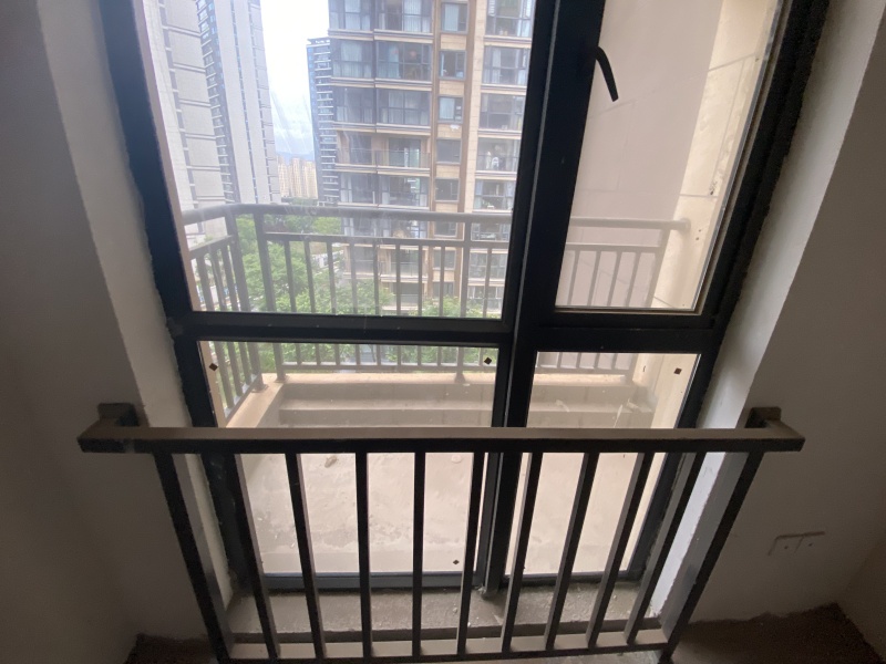 中建龙熙壹号二期阳台