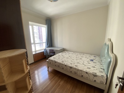 4室2廳3陽臺 書香門第