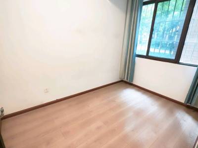 3室2廳2陽臺 中天花園