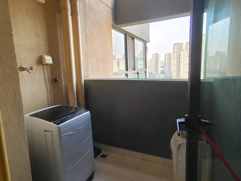 2室2廳2陽臺 金域緹香陽臺