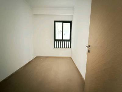 4室2廳2陽臺 俊發(fā)城文雅苑