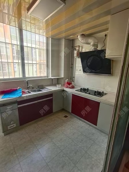 3室2廳1陽臺(tái) 盛世豪庭四期廚房