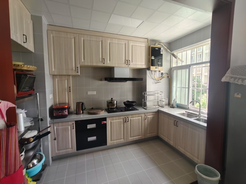 3室2廳1陽臺 藍(lán)山數(shù)碼廚房