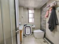 3室2廳2陽臺 金科陽光里衛(wèi)生間