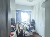 4室2廳2陽(yáng)臺(tái) 碧桂園紫臺(tái)臥室