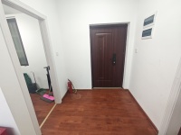 5室2廳3陽臺 昆明湖中壩12號地塊臻園A區(qū)門廳