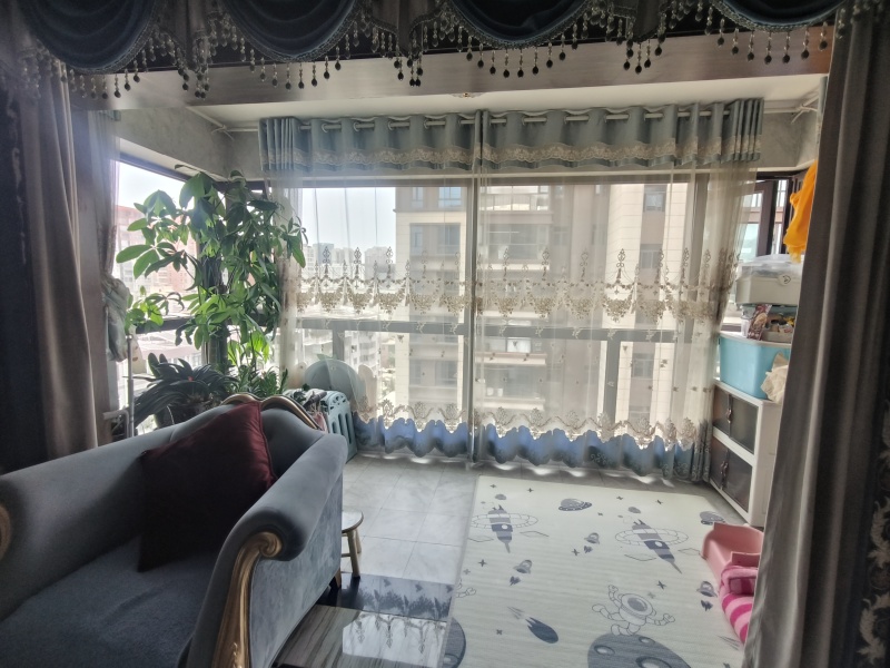 4室2廳2陽(yáng)臺(tái) 碧桂園紫臺(tái)陽(yáng)臺(tái)