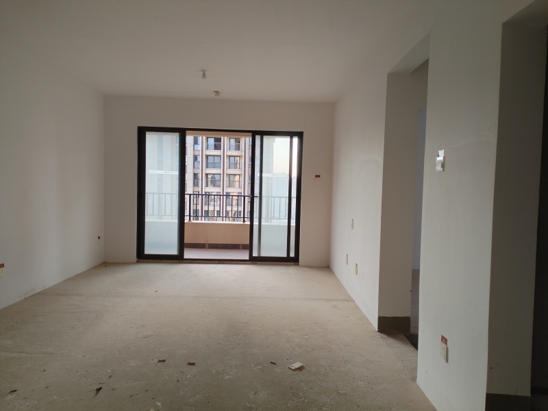 3室2廳2陽臺 金科陽光里客廳