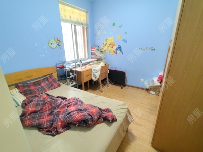 3室2廳1陽(yáng)臺(tái) 海峰花園