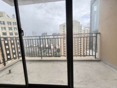 3室2廳1陽臺 華信悅峰