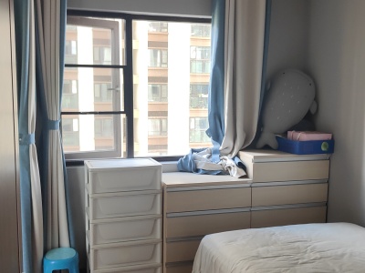 4室2廳2陽(yáng)臺(tái) 萬(wàn)科云子