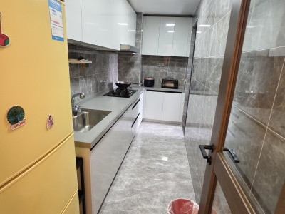 3室2廳1陽臺(tái) 萬科城乘峰上