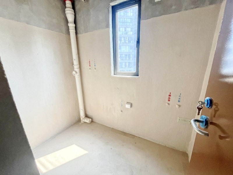 3室2廳1陽臺(tái) 招商雍和府一期衛(wèi)生間