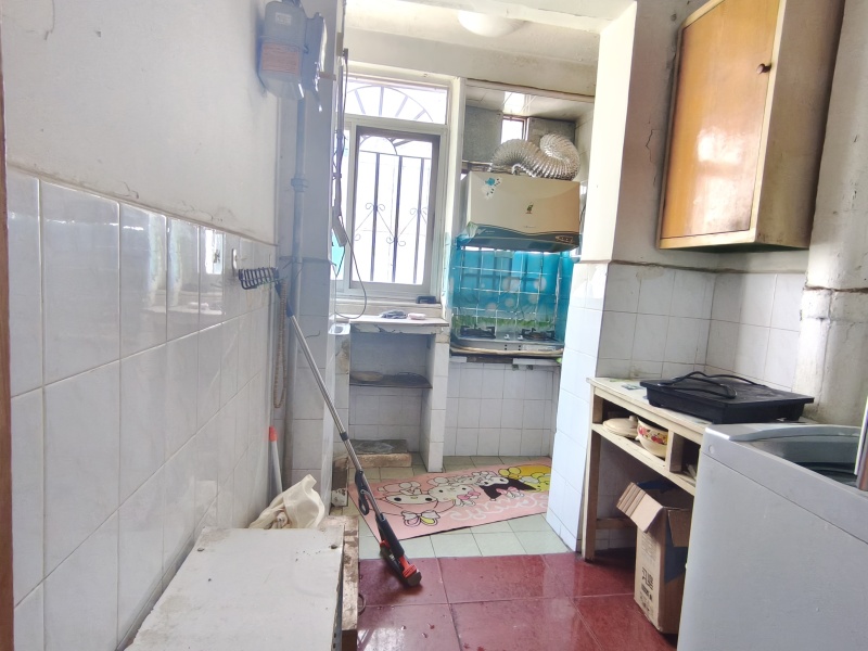 3室2廳1陽臺 栗樹頭社區(qū)廚房