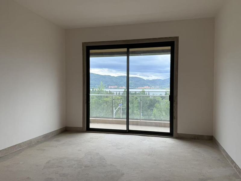 4室2廳2陽臺 華夏四季三期其他