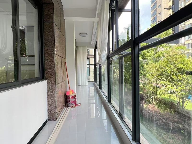 中建龙熙壹号二期阳台