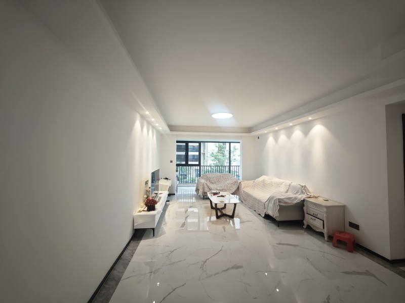 4室2廳2陽臺(tái) 碧桂園北城映象谷雨苑客廳