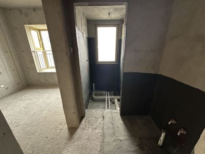 3室2廳1陽(yáng)臺(tái) 金泰國(guó)際三期名門