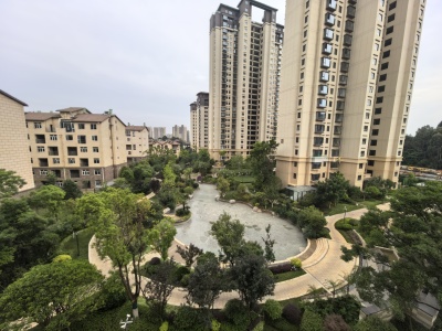 3室2廳2陽(yáng)臺(tái) 金科泰璽云麓書(shū)苑