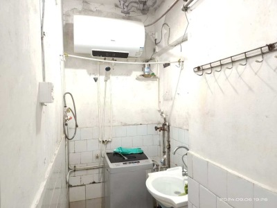 3室2廳1陽(yáng)臺(tái) 豐寧馨園