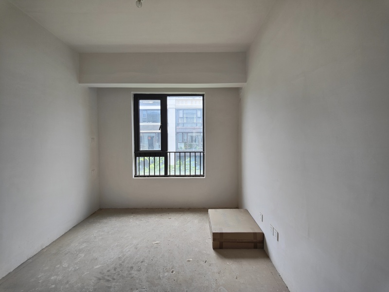 4室2廳2陽臺(tái) 中海云麓九里一期別墅臥室