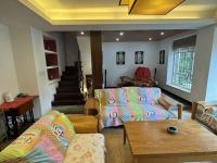 5室3廳2陽臺 高新文翠園客廳