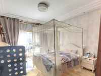 5室3廳2陽臺 果林湖畔別墅臥室