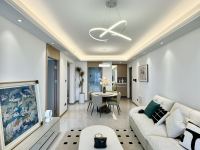 3室2廳1陽(yáng)臺(tái) 彩云城辰灣客廳